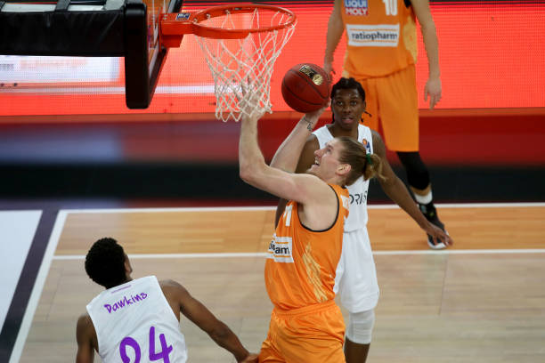 仅是三分之 仅是三分之