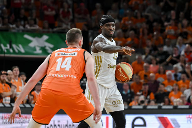 夫运动所建 夫运动所建